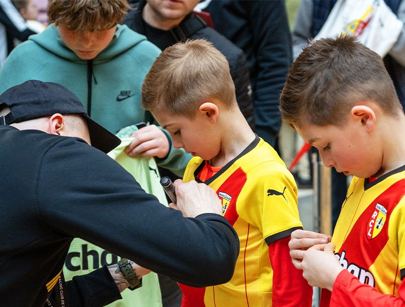 Seance dedicace RC Lens Aushopping Noyelles