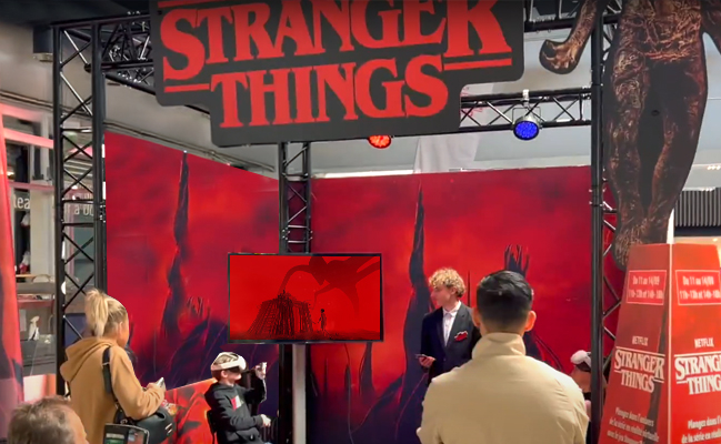 Page dédiée visuel  VR - Stranger Things 649x400px.jpg